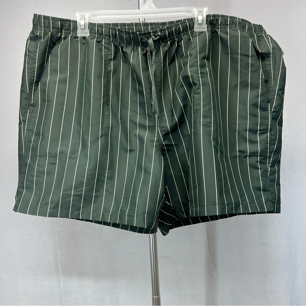 DSG 6” rec pinstripe Olive Shorts XXL‎